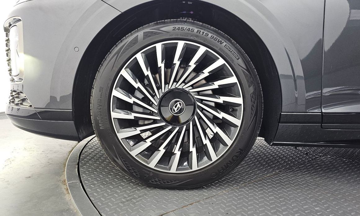 Hyundai Grandeur 2,5 Gasoline 2WD, 2025