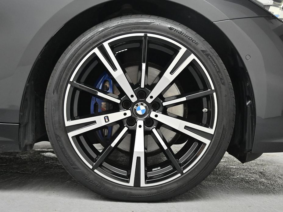 BMW 5-Series 530i xDrive M Sport, 2024