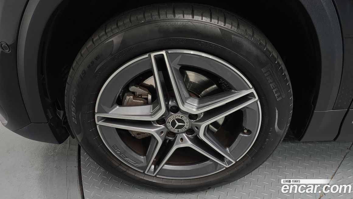 Mercedes-Benz GLA-Class GLA250 4MATIC, 2023