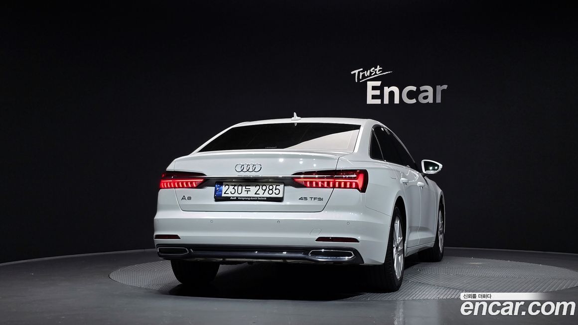 Audi A6 45 TFSI, 2023