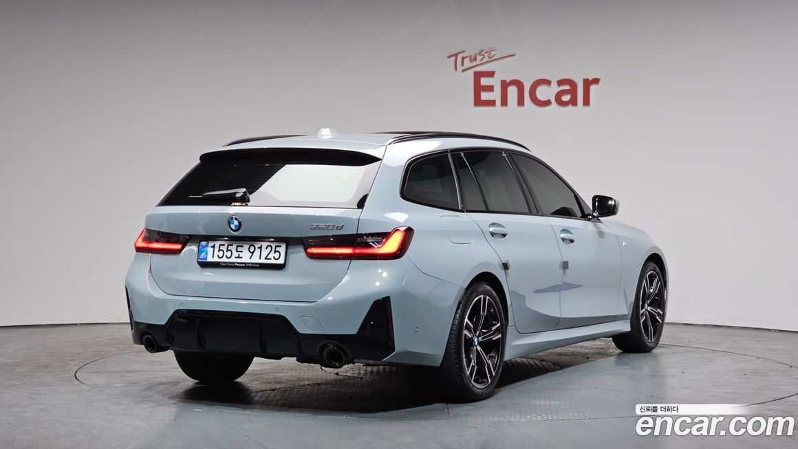 BMW 3-Series 320d Touring M Sport, 2025