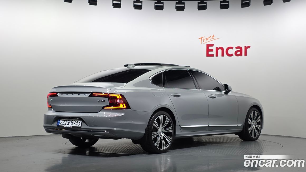 Volvo S90 B6 AWD Ultra Bright, 2025