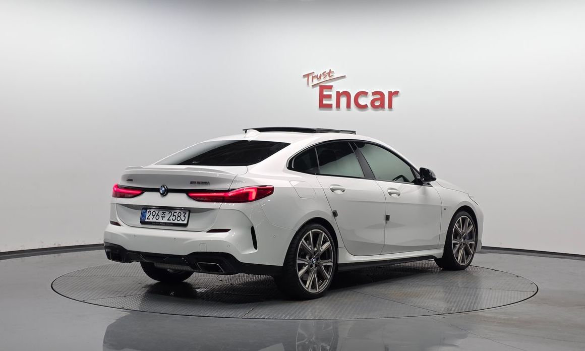 BMW 2-Series M235i xDrive, 2024