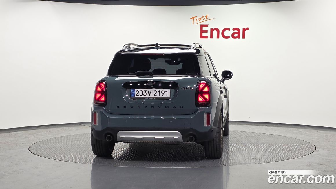 Mini Countryman ALL4 Classic Launch Pack, 2023