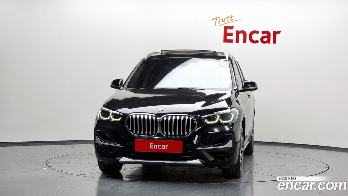 BMW X1 xDrive 20i xLine, 2022