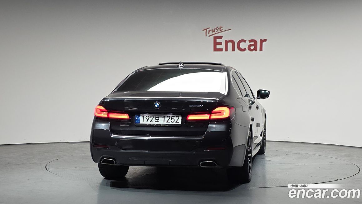 BMW 5-Series 520i M Sport, 2023