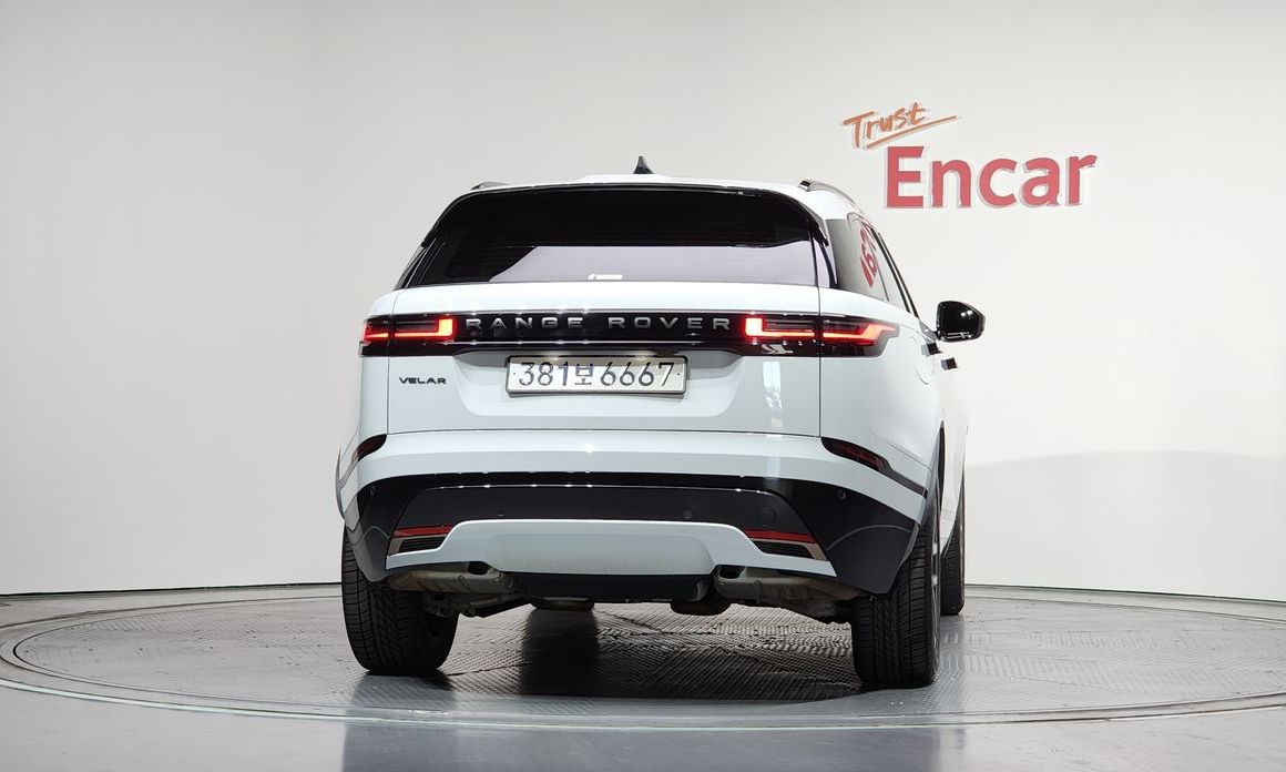 Land Rover Range Rover Velar 2.0 P250 Dynamic SE, 2025