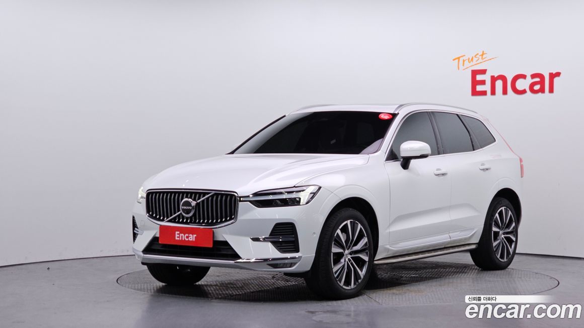 Volvo XC60 B6 Inscirtion, 2022