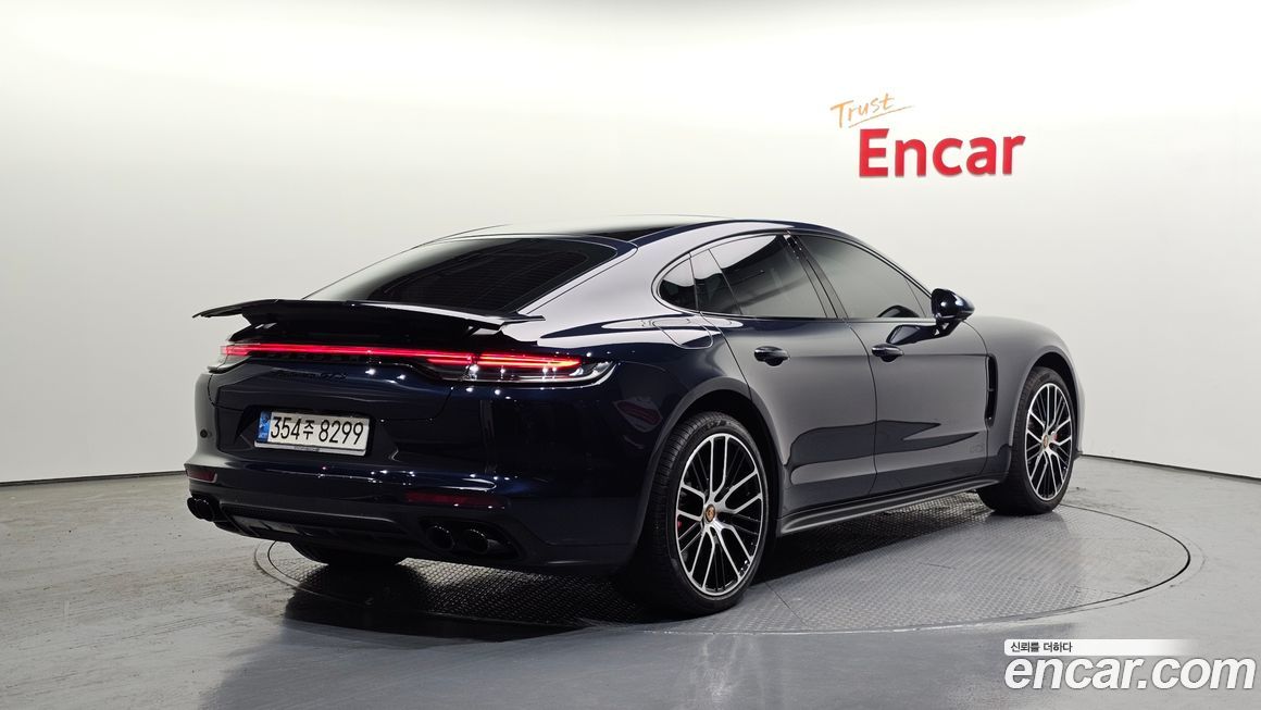Porsche Panamera 4.0 GTS, 2021