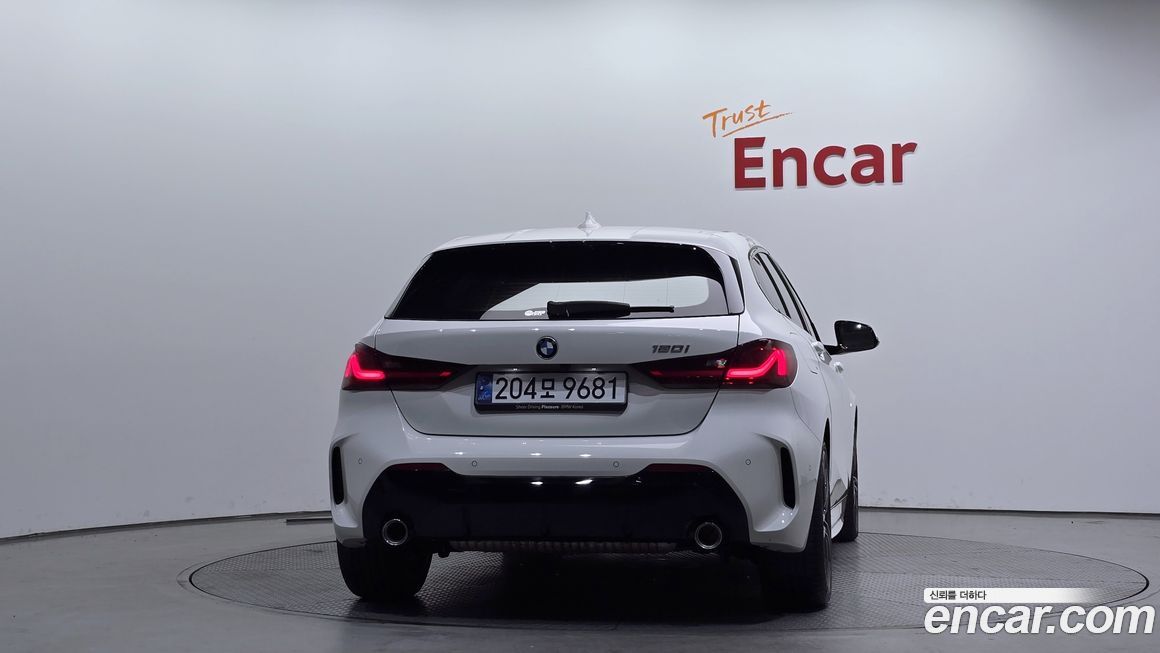 BMW 1-Series 120i M Sports, 2024