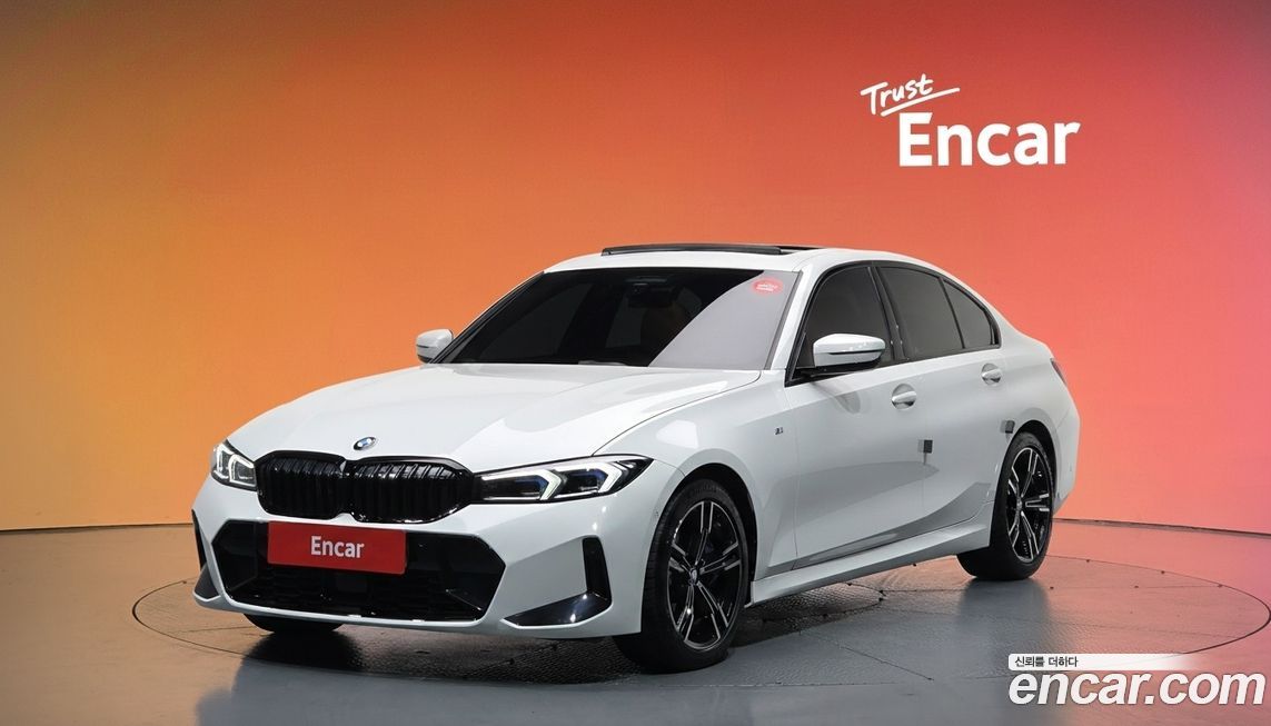 BMW 3-Series 320i M Sport, 2024