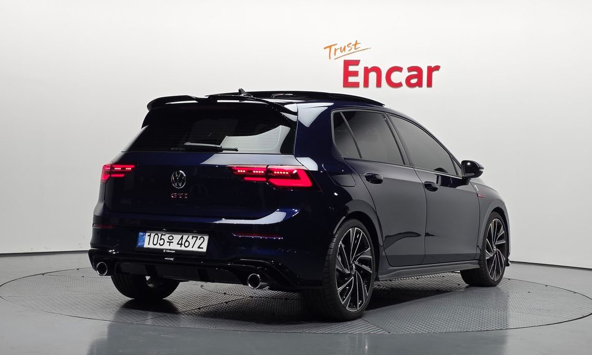 Volkswagen Golf 2.0 GTI, 2024