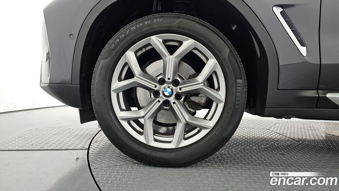 BMW X4 xDrive20i xLine, 2023