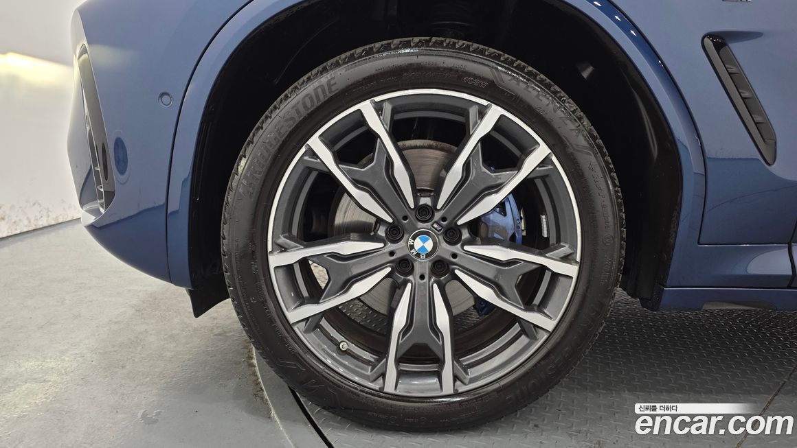 BMW X4 xDrive20i M Sport, 2025