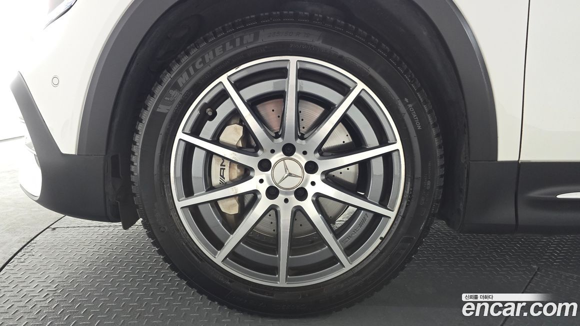 Mercedes-Benz GLB-Class AMG GLB35 4MATIC, 2022