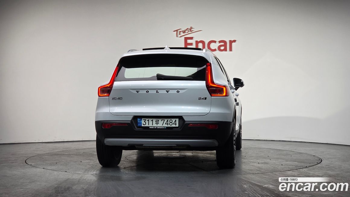 Volvo XC40 B4 Inscription, 2021