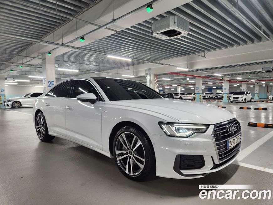 Audi A6 45 TFSI Quattro Premium, 2022