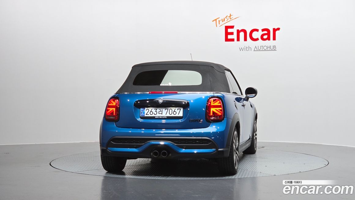 Mini Cooper Convertible Classic, 2024