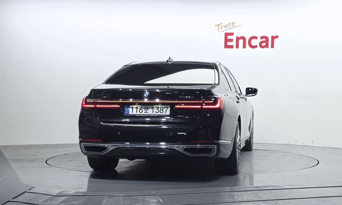 BMW 7-Series 730d xDrive Design Pure Excellence, 2022