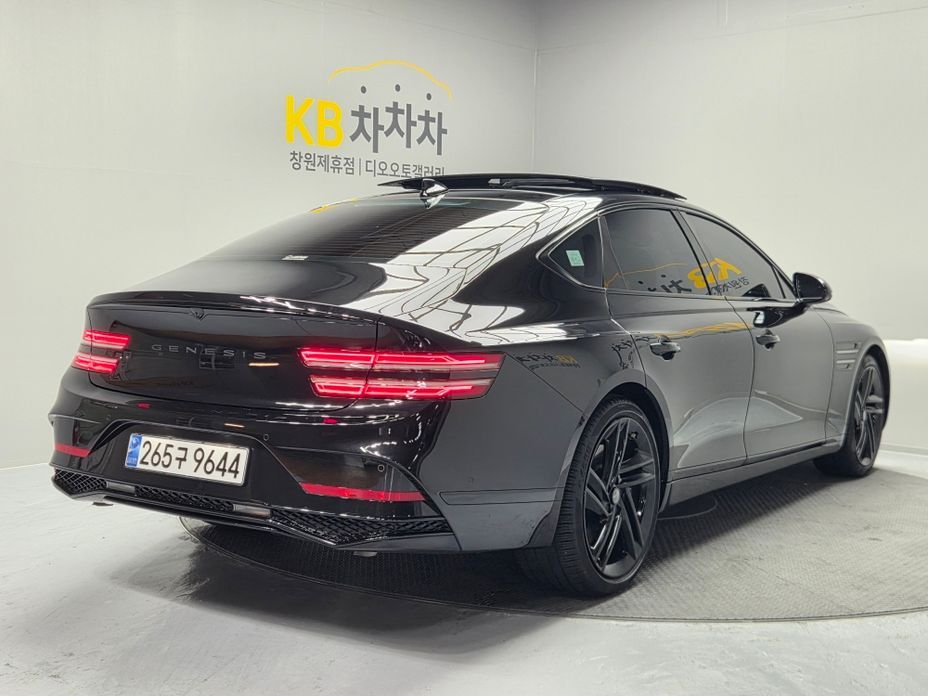 Genesis G80 Gasoline 2.5 Turbo AWD, 2026