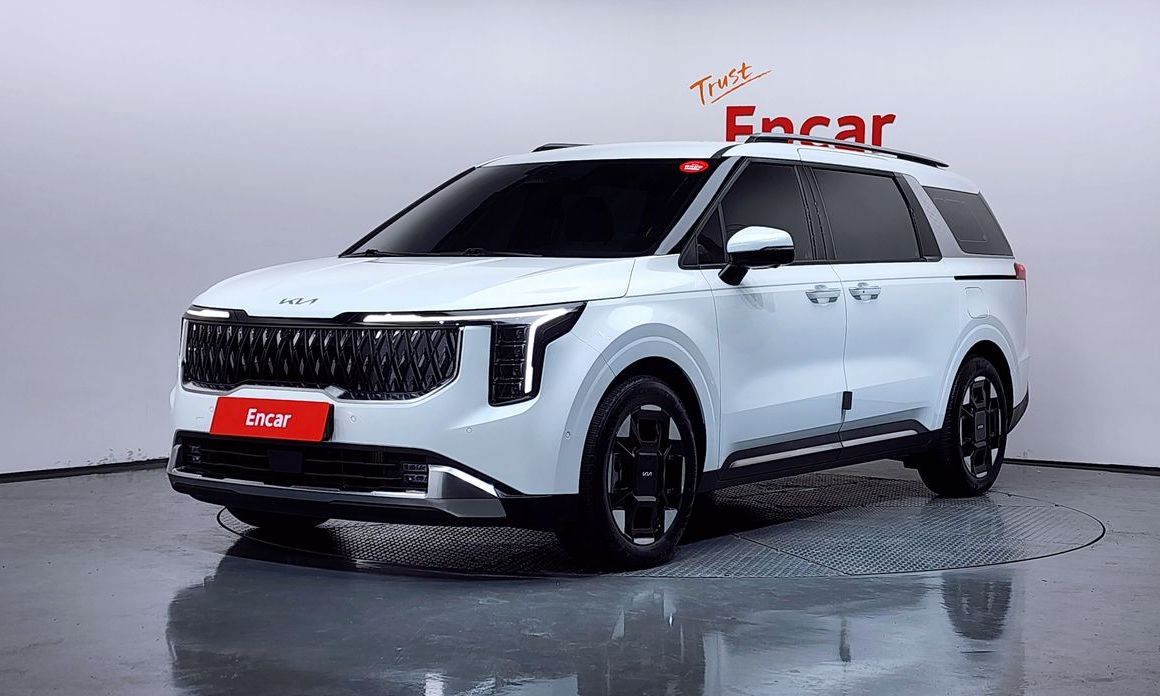 Kia Carnival 9-Seater Signature, 2025