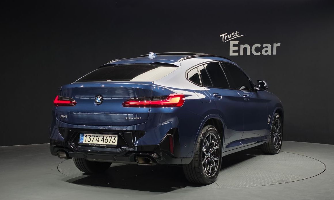 BMW X4 xDrive20i M Sports Pro, 2022