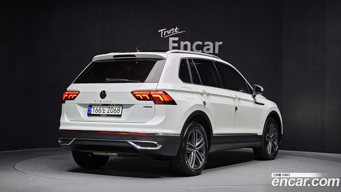 Volkswagen Tiguan 2.0 TDI 4Motion Prestige, 2023
