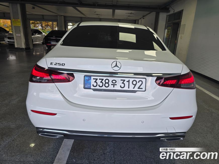 Mercedes-Benz E-Class E250 Avantgarde, 2022