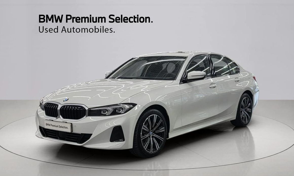 BMW 3-Series 320i, 2025