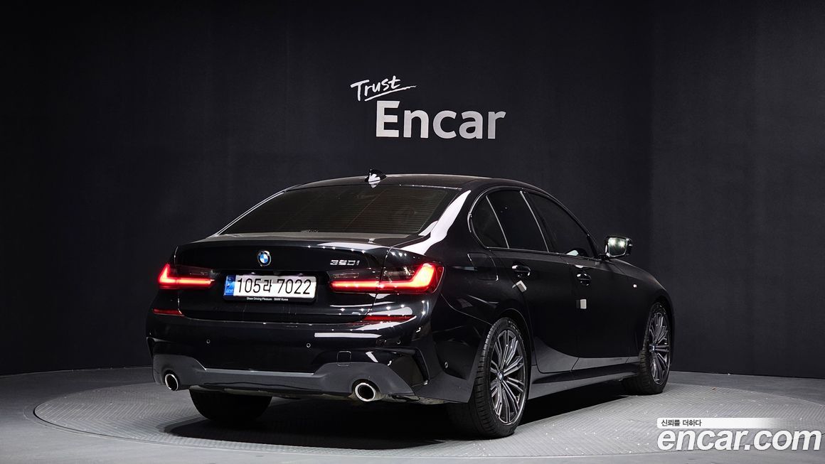 BMW 3-Series 320i M Sport, 2022