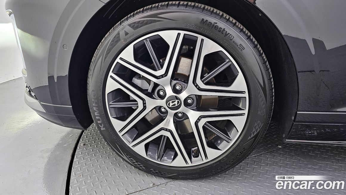 Hyundai Grandeur 2,5 Gasoline 2WD, 2025