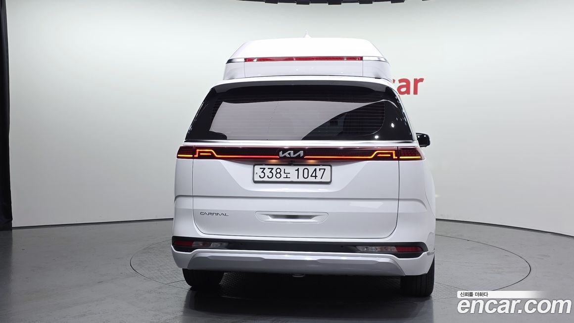 Kia Carnival 7-Seater Hi-Limousine, 2023