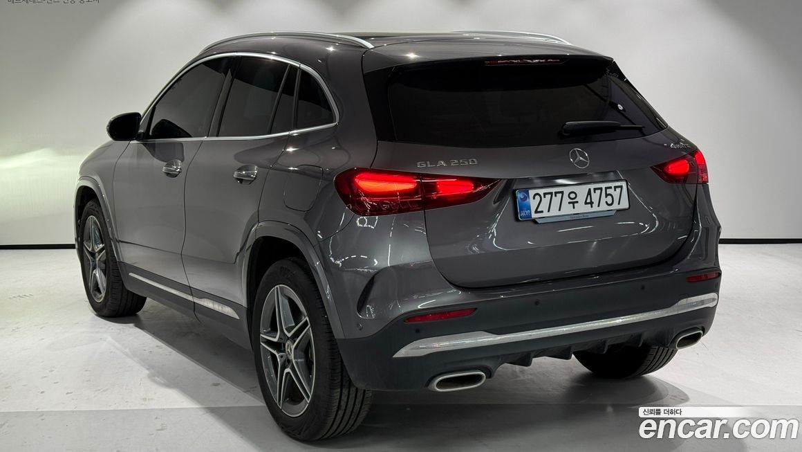 Mercedes-Benz GLA-Class GLA250 4MATIC, 2025
