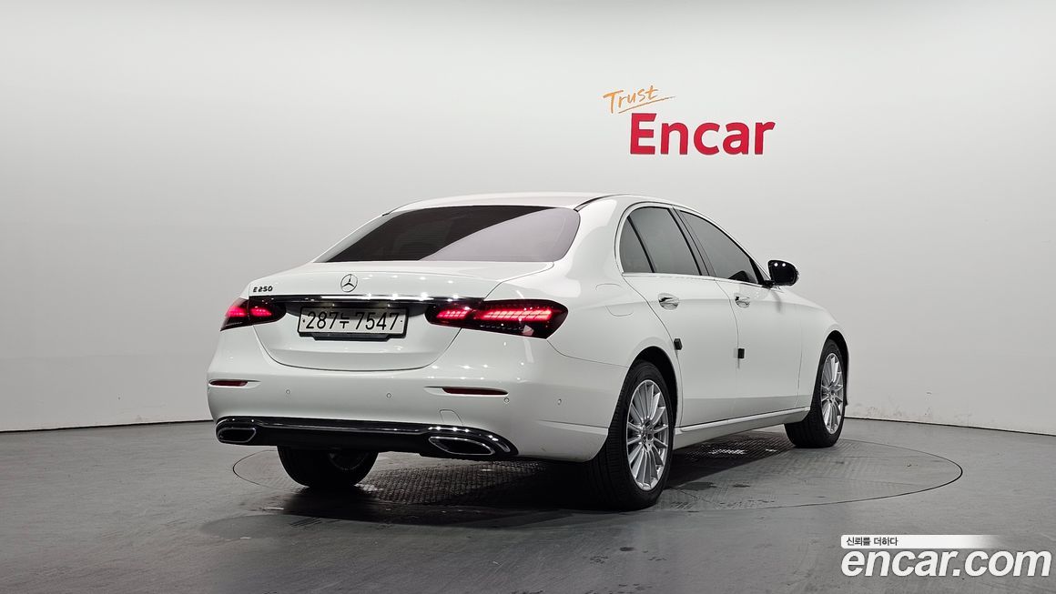 Mercedes-Benz E-Class E250 Exclusive, 2022