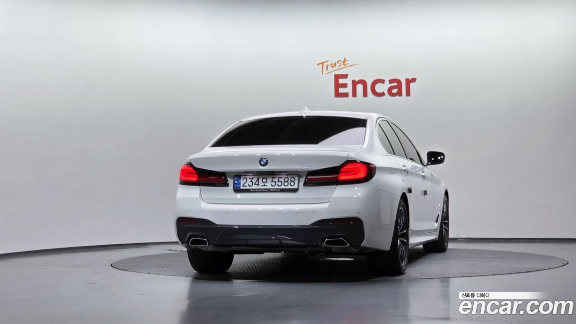 BMW 5-Series 520i M Sport, 2023