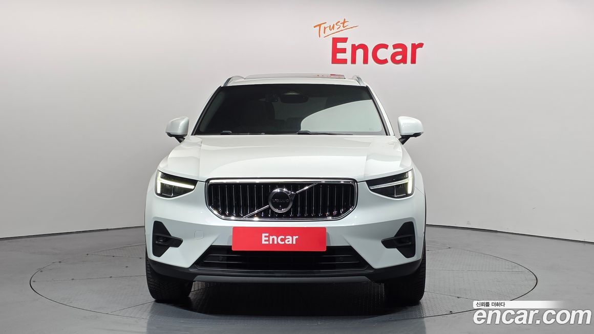 Volvo XC40 B4 Ultimate Bright, 2023