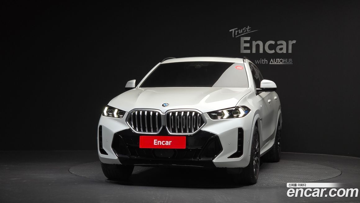 BMW X6 xDrive40i M Sport, 2025
