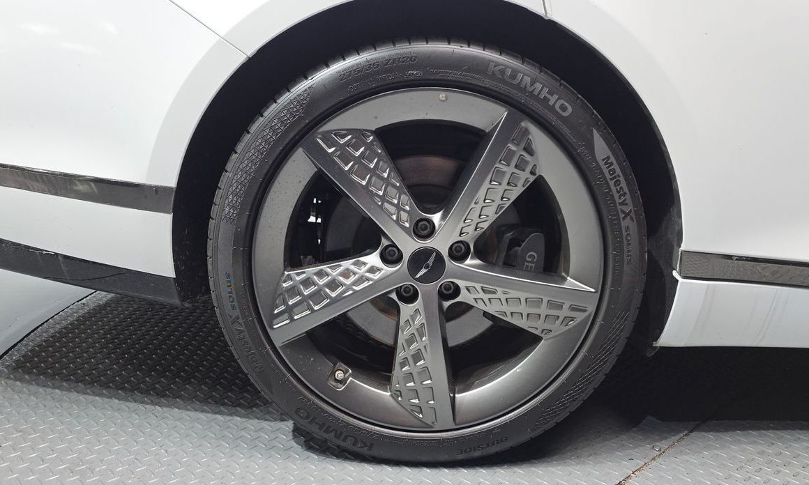 Genesis G80 Gasoline 2.5 Turbo 2WD, 2025