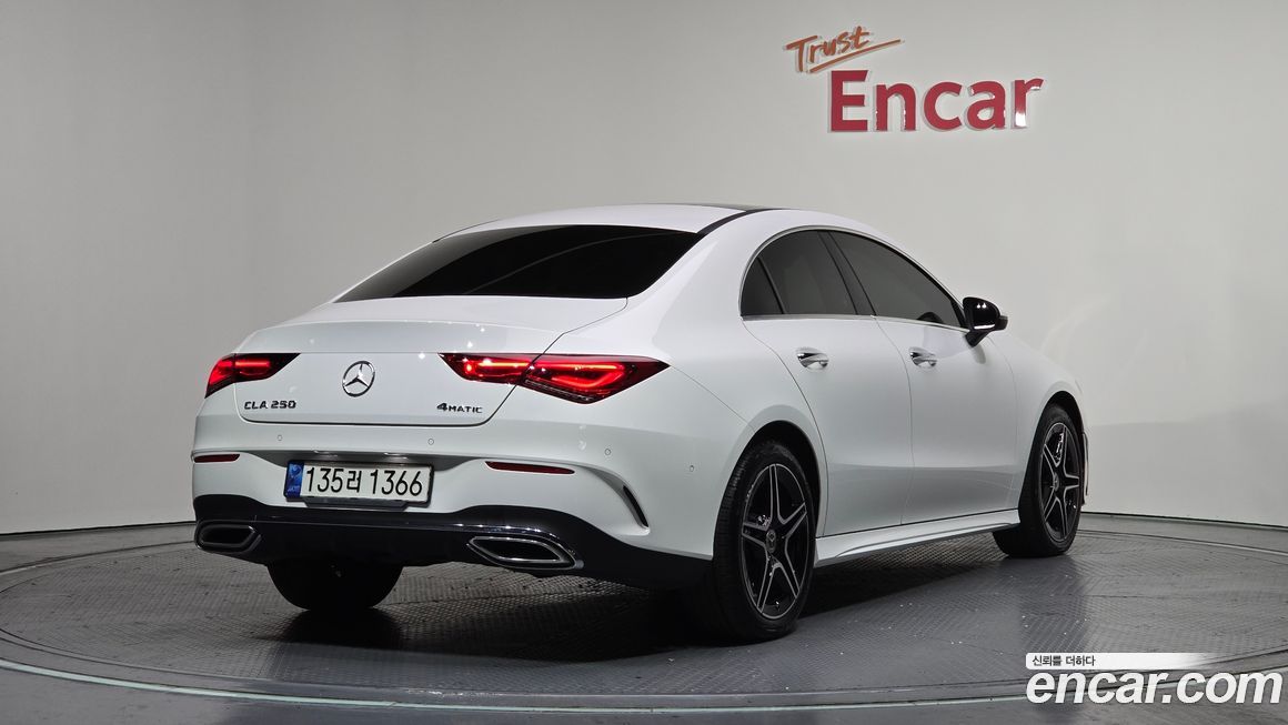 Mercedes-Benz CLA-Class CLA250 4MATIC, 2023