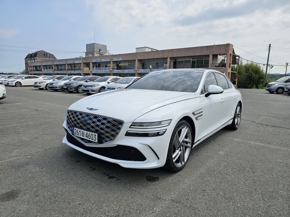 Genesis G80 Gasoline 2.5 Turbo 2WD, 2025