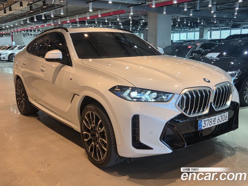 BMW X6 xDrive40i M Sport, 2025