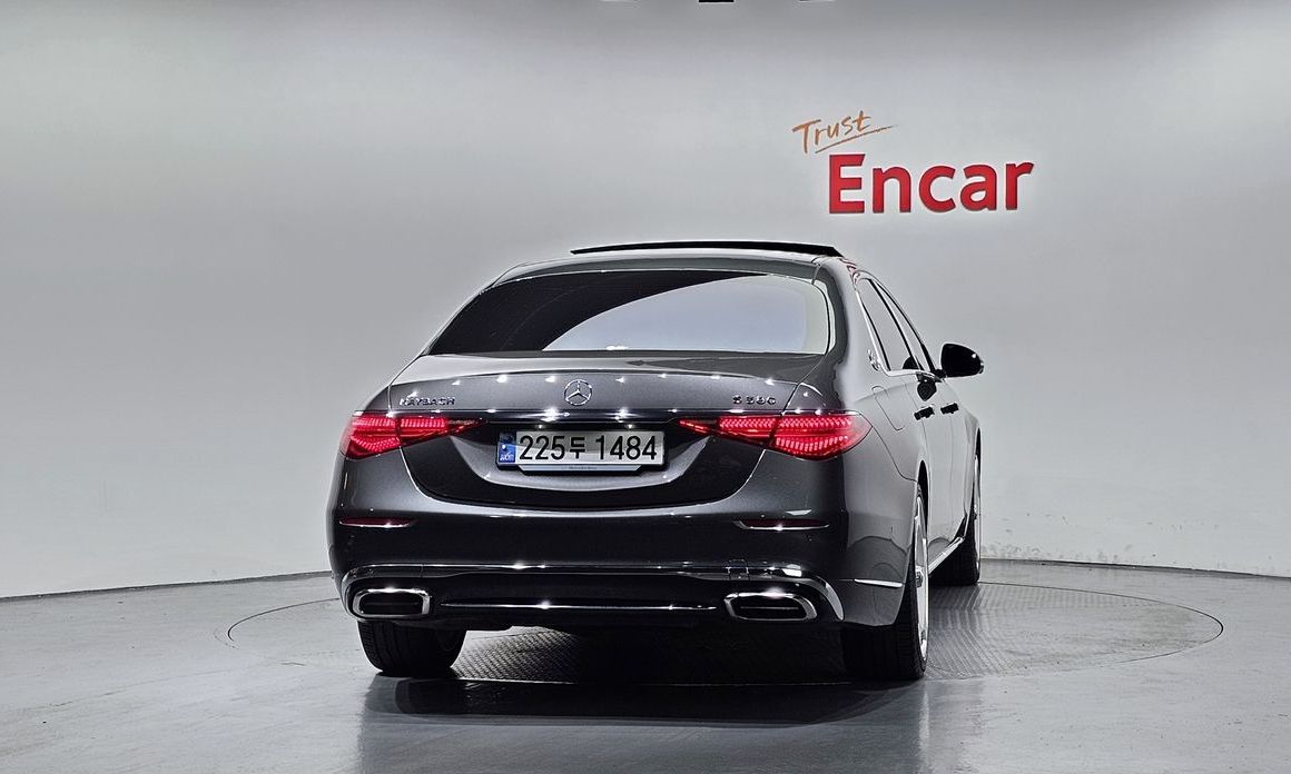 Mercedes-Benz S-Class Maybach S580 4MATIC, 2024