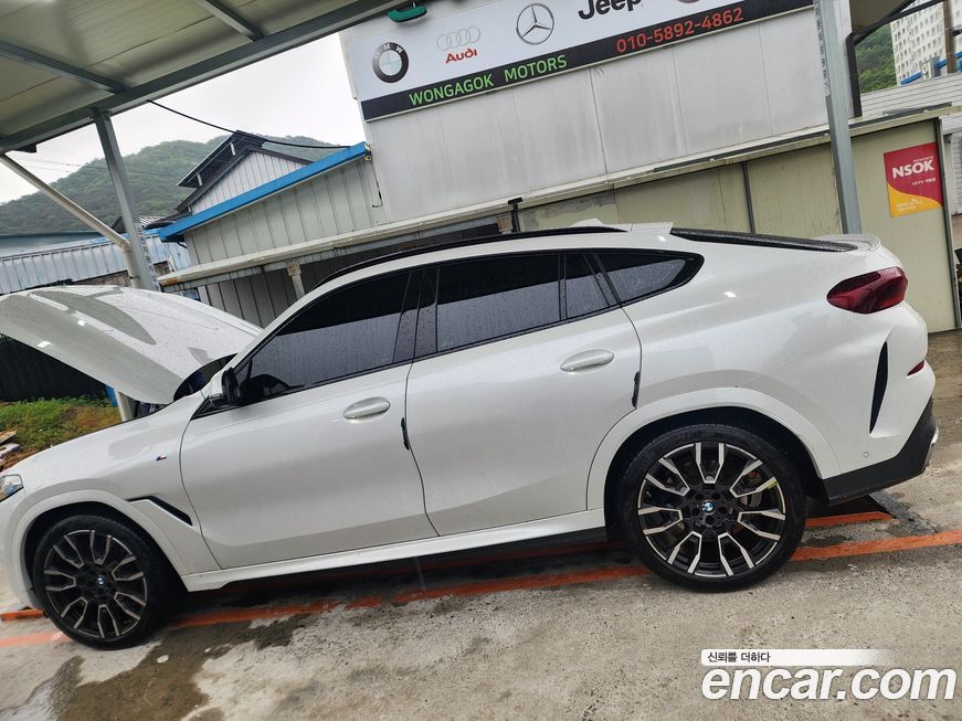BMW X6 xDrive40i M Sport, 2024