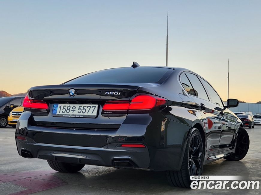 BMW 5-Series 520i M Sport, 2022