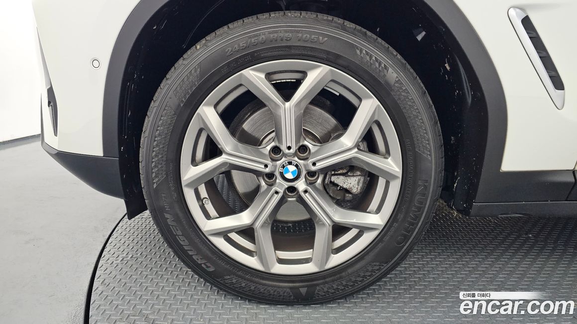 BMW X4 xDrive20i xLine, 2022