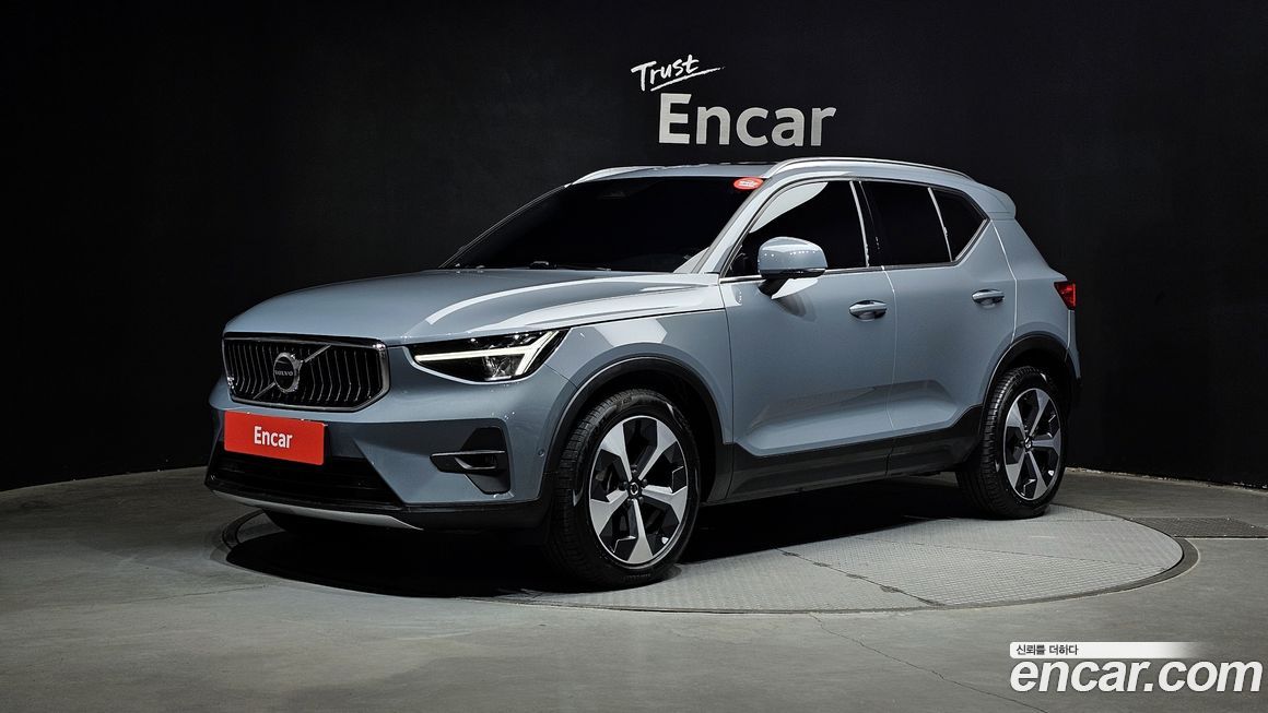 Volvo XC40 B4 Ultimate Bright, 2023