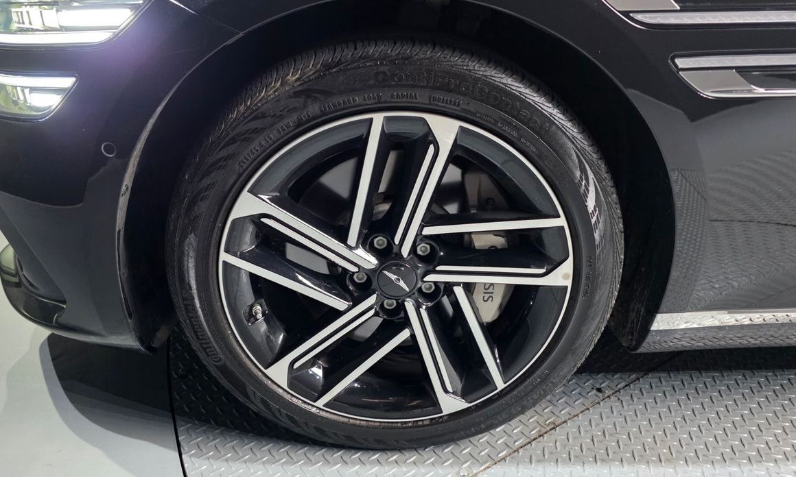 Genesis G80 Gasoline 2.5 Turbo AWD, 2025