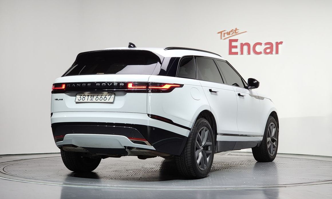Land Rover Range Rover Velar 2.0 P250 Dynamic SE, 2025