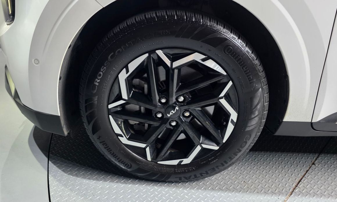 Kia Carnival 9-Seater Noblesse, 2024