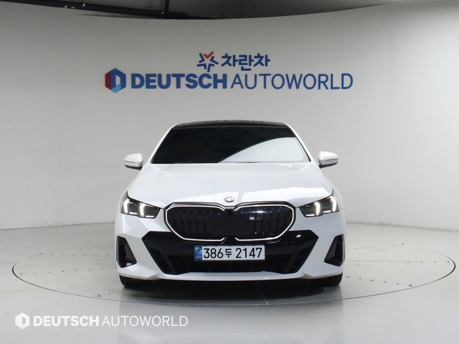 BMW 5-Series 520i M Sport, 2024